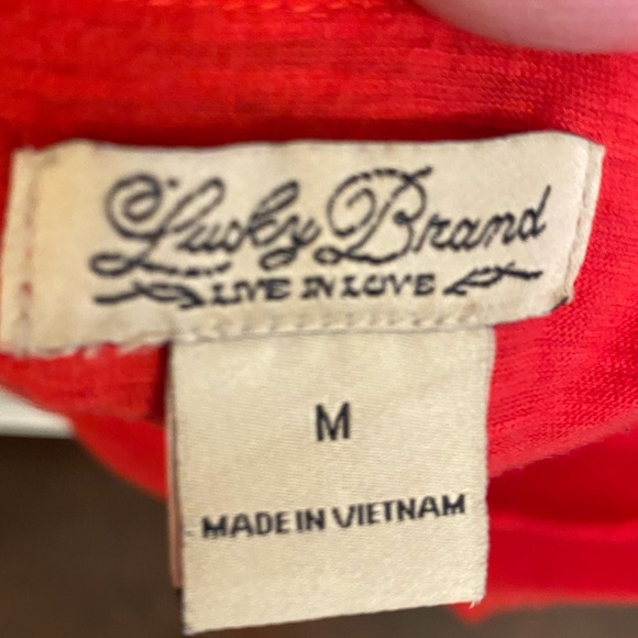 LUCKY BRAND SIZE MEDIUM SHORT SLEEVE T-SHIRT - Picture 4 of 8